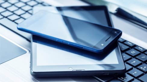 Smartphone a Tablet